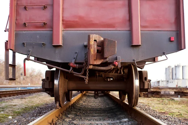 Güterzug Waggon Auf Schienen Schließt Sich — Stockfoto