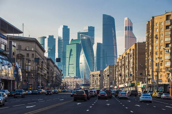 Prospecto a las torres de Moscú — Foto de Stock