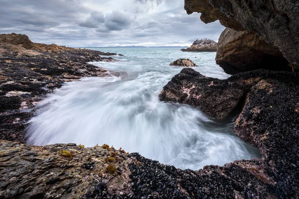 Hermoso Paisaje Marino Malhumorado Tomado Hermanus Sudáfrica Una Mañana Tormentosa — Foto de Stock