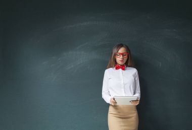 Blackboard tarafından tablet kadınla