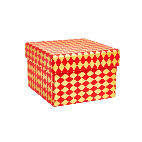 带装饰的红色礼品盒 在白色背景上隔离 — 图库照片