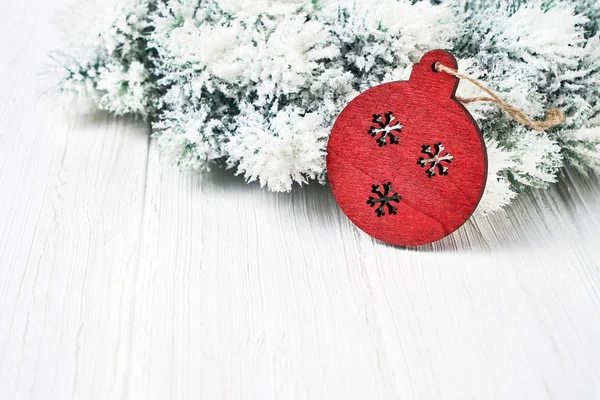 Weißer Weihnachtlicher Hintergrund Tannenzweige Mit Dekoration Kopierraum Grußkarte — Stockfoto