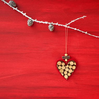 Kırmızı Sevgililer günü arka plan kalp ile. Kopya alanı