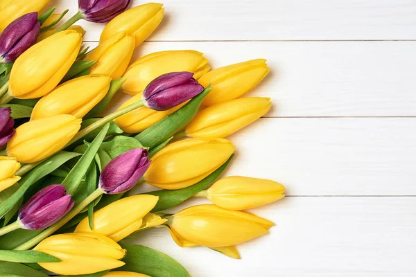 Yellow Tulips Bouquet White Wooden Background Bouquet Copy Space Top — Stock Photo, Image