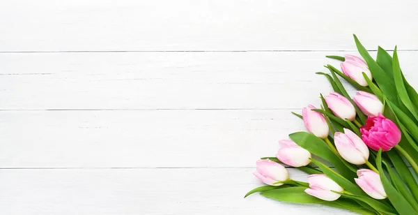 Bouquet Tulipes Roses Sur Fond Bois Blanc Fête Des Mères — Photo