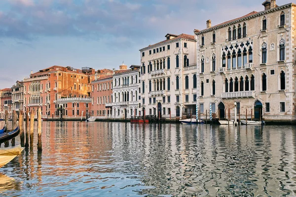 Palacio Estilo Veneciano Gran Canal Hora Del Amanecer Venecia Italia — Foto de Stock