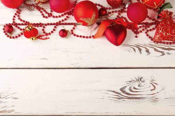 Krásné červené vánoční koule. — Stock fotografie