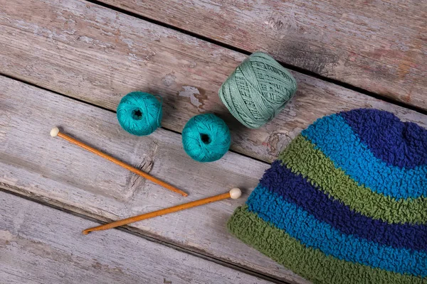 Winter knitting craft. — Stock Photo, Image