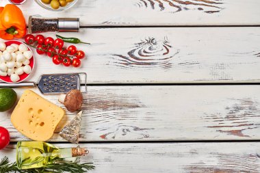 Rende ve taze sebze.