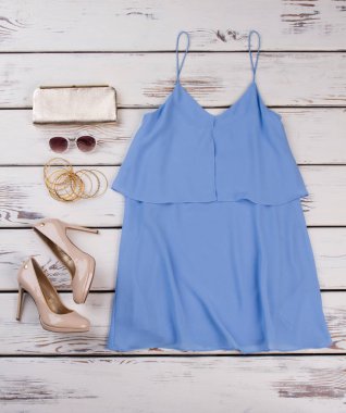 Zarif yaz kadın giyim.