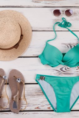Şık bayanlar turkuaz bikini set.