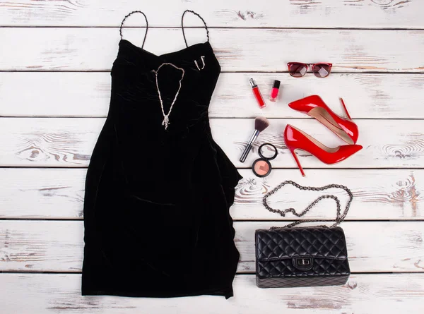 Giyim aksesuar seti moda.