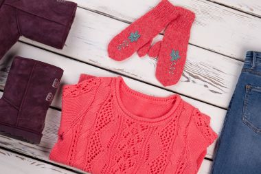 Bayan Moda Giyim üzerinde Üstten Görünüm
