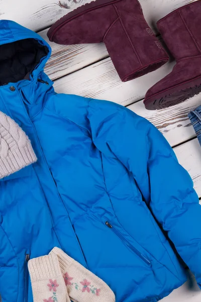 Kış giysileri ve bot