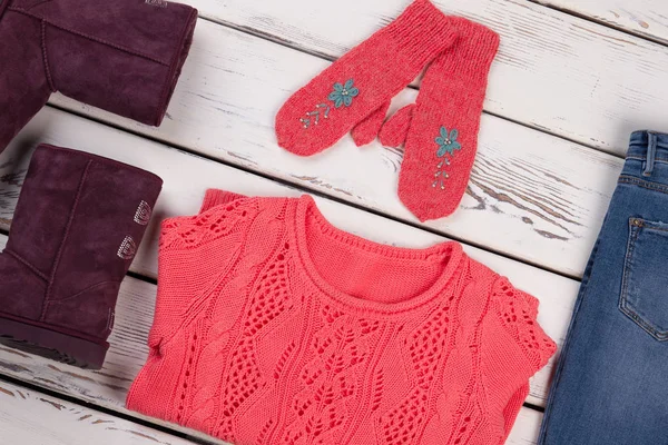 Bayan Moda Giyim üzerinde Üstten Görünüm