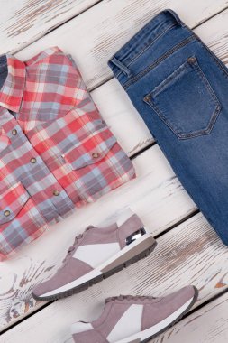 Modern kadın giyim kolaj