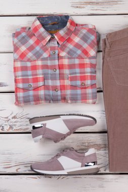 Kadınlar için Batı kıyafeti