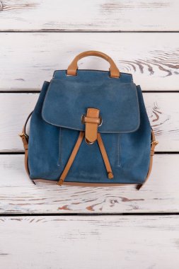 Güzel vintage kadın sırt çantası