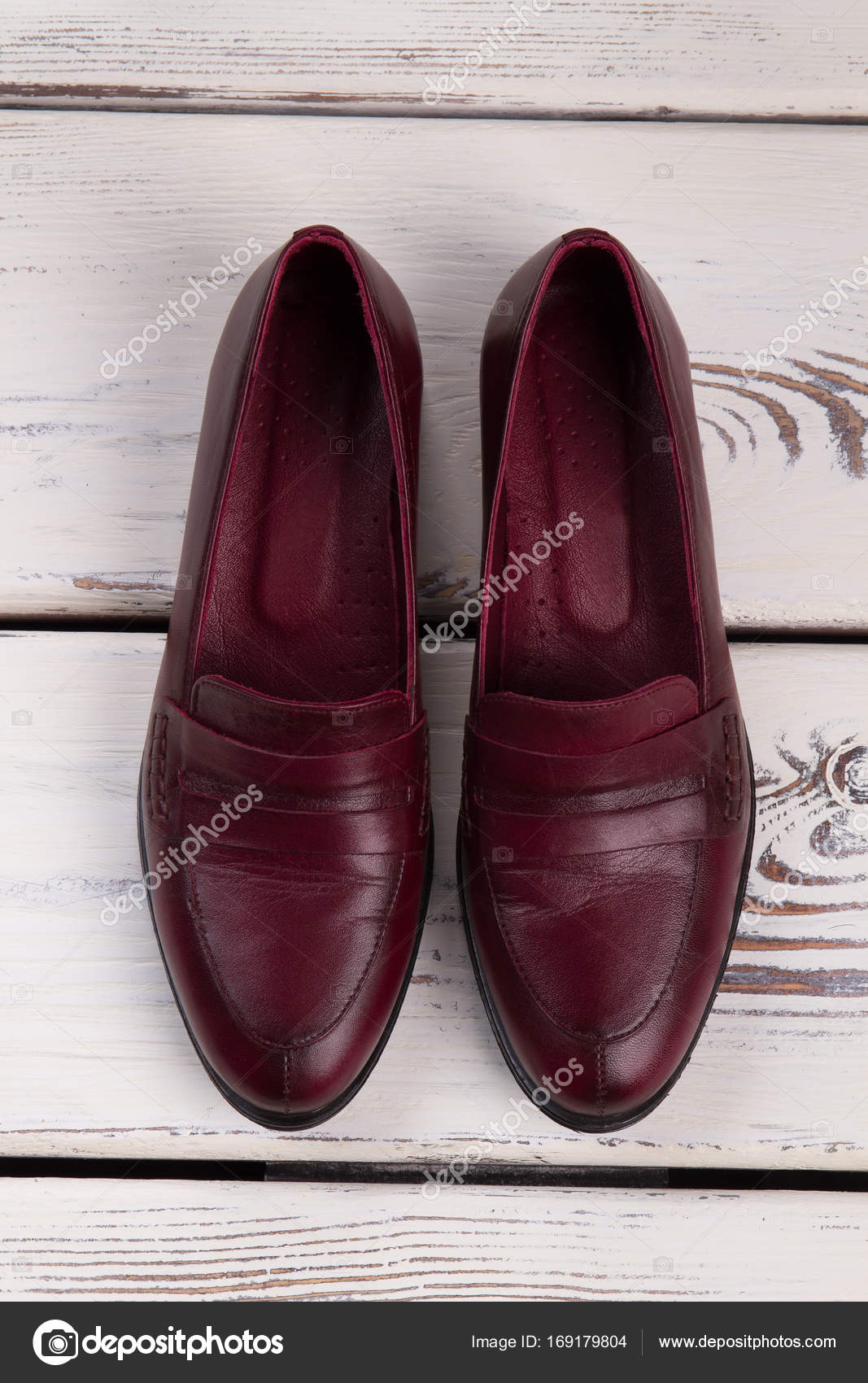 dark red loafers womens
