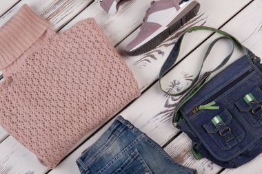 Casual kadın giyim kümesi