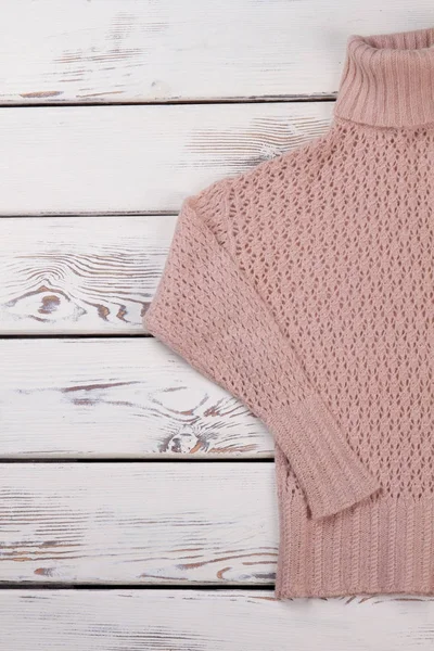 El yapımı örgü uzun kollu kazak