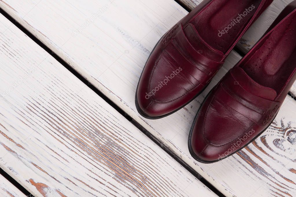 Classic cherry leather shoes