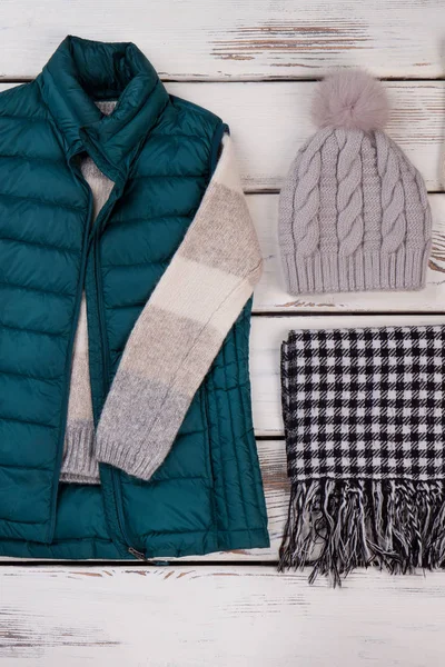 Kış Dış Giyim ve örgü aksesuarları