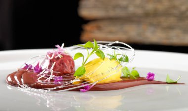  Mango-blueberry dondurma