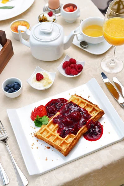 Breakfast set with waffle — Stock Photo, Image