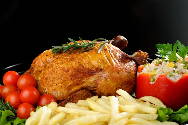 Whole roasted chicken — Stock Photo, Image