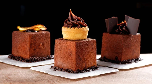 Torte mignon gourmet al cioccolato fondente francese — Foto Stock