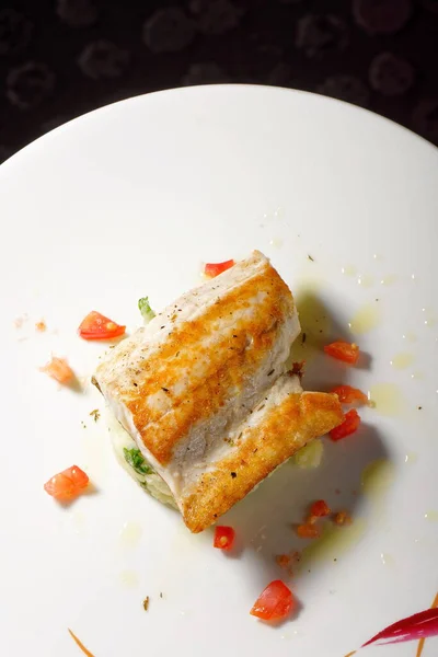 Filet Poisson Sain Savoureux Avec Pommes Terre Légumes — Photo