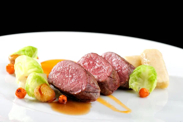 Pyszne Jedzenie Stek Mięsa Venison Warzywami — Zdjęcie stockowe