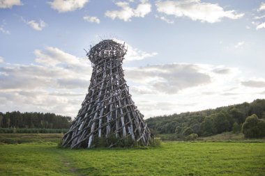 Deniz feneri üzerinde Ugra nehir. Nicola-Lenivets. Yazı işleri 19.09.2016