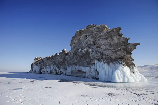 Baikal Lake. Ogoi island. Winter landscape — Stock Photo, Image