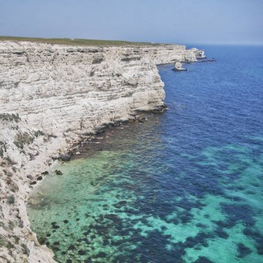 Kayalık sahil. Cape Tarhankut Kırım '