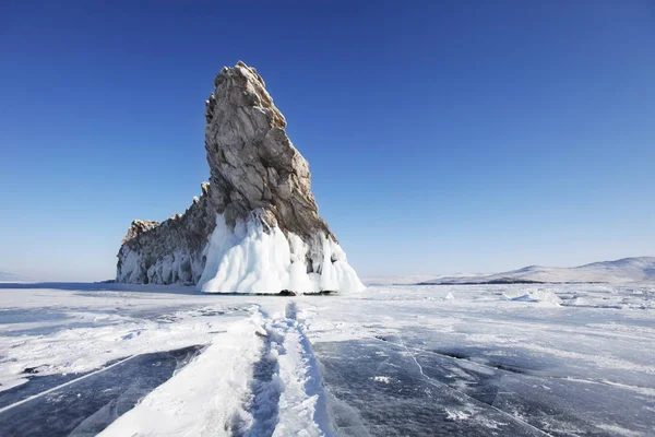 Lago Baikal, ilha Ogoi. Paisagem inverno — Fotografia de Stock