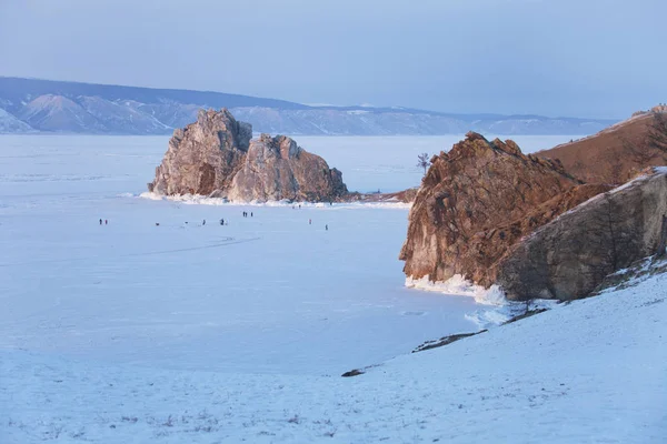 Olkhon Adası. Dağ Shamanka. Günbatımı manzara. Deniz Baykal, — Stok fotoğraf