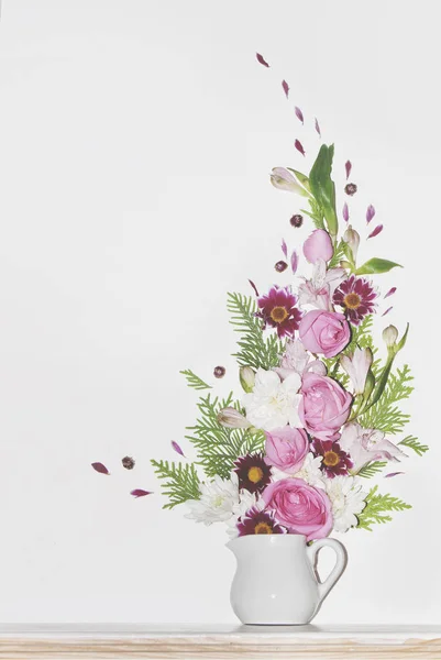 Pink bouquets on white background — Stock Photo, Image