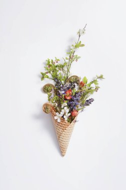 Gözleme koni çiçekli 