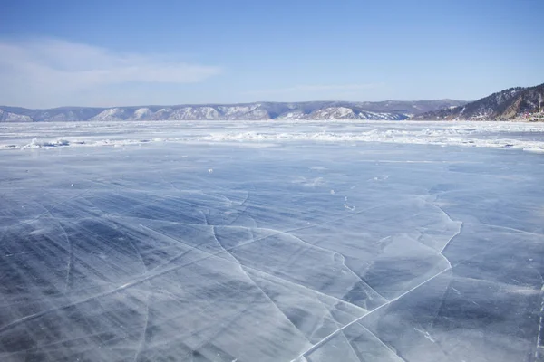 Jezero Bajkal ledu. Zimní krajina — Stock fotografie