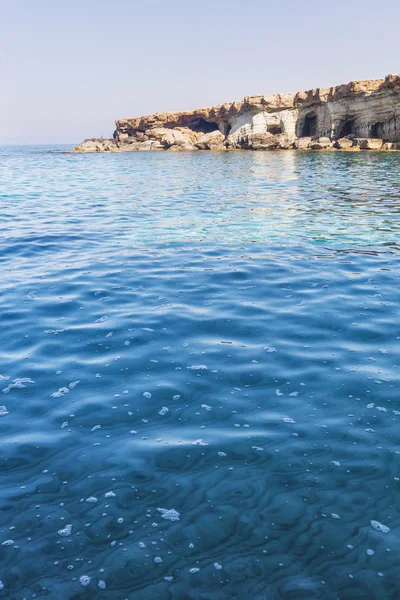 Ayia Napa, Chypre. Grottes marines du cap Cavo Greco . — Photo