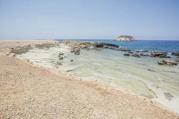 Cabo Drepanon. Chipre paisaje. Mar Mediterráneo —  Fotos de Stock