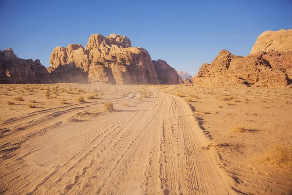 El desierto de Wadi Ram. Jordania paisaje . — Foto de Stock