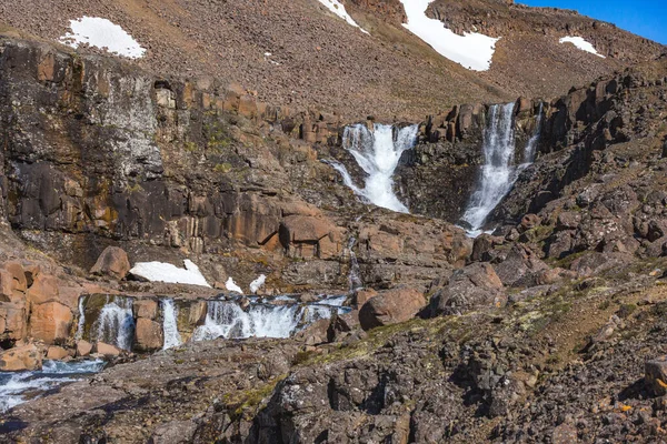 Taimyr, Siberia. Waterfall on the Putorana Plateau. Russia — ストック写真