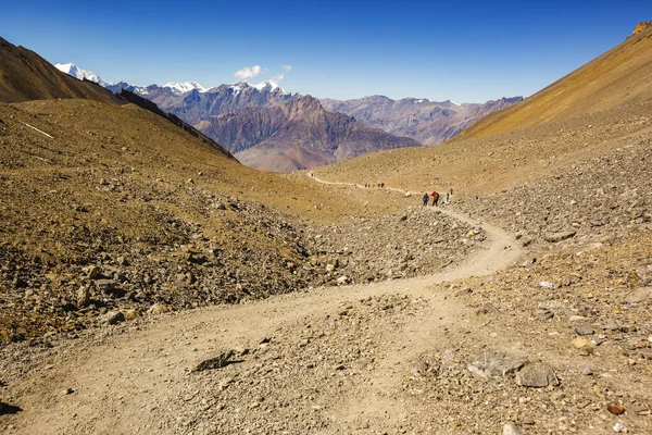 Thorong la Pass, Himalája hegység. Nepál, Annapurna áramkör tr — Stock Fotó