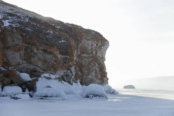 Mantello Tsagan-Hushun. Lago Baikal paesaggio — Foto Stock