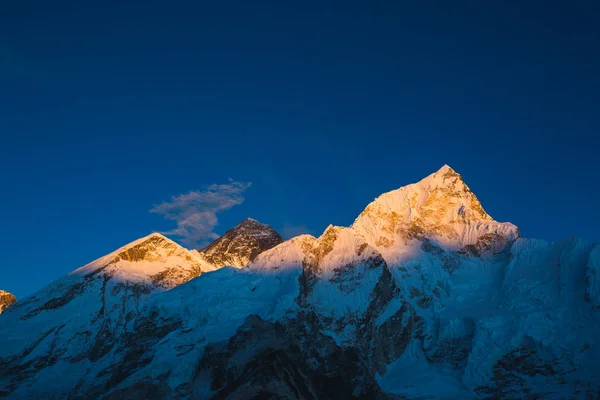 Uitzicht op de Mount Everest vanaf Kala Patar — Stockfoto