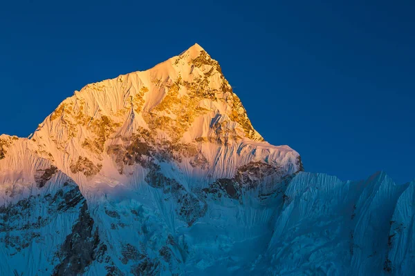 Uitzicht op de Lhotse Mount van Kala Patar. Nepal — Stockfoto