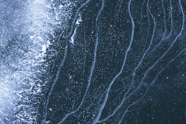 贝加尔湖的冰雪。 冬季纹理 — 图库照片